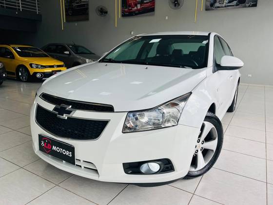 CHEVROLET CRUZE 1.8 LT 16V FLEX 4P AUTOMÁTICO CHEVROLET CRUZE 1.8 LT 16V FLEX 4P AUTOMÁTICO